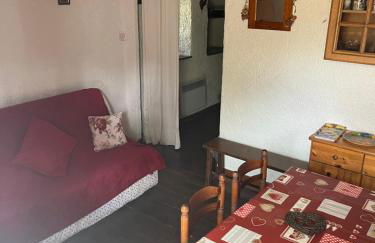 En pleine nature avec jardin - Foto 11