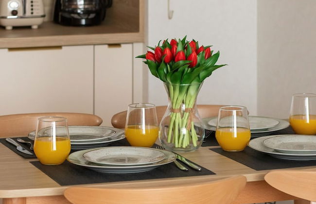 Bel Mare Apartment w/ Balcony by Renters - Foto 16