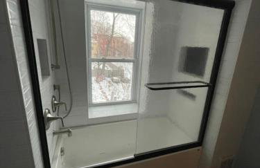 Downtown 3BR duplex full kitchen parking off i-787 - Foto 9