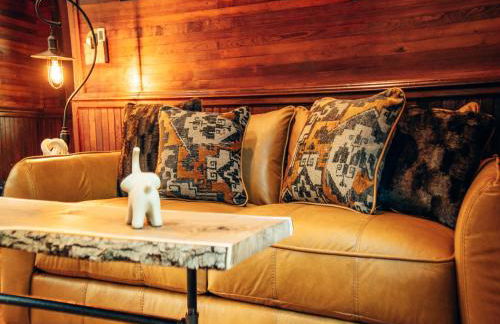 Corton Lodge on the Elk River - Riverview Suite - Foto 11