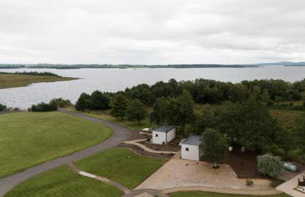 LakEscape - Waterfront Self- Catering Cabins - Foto 1