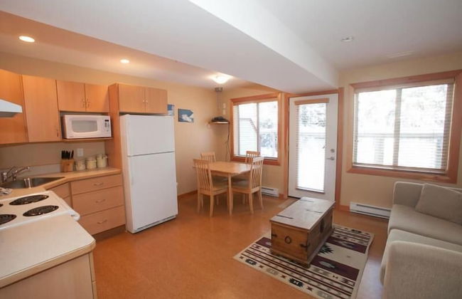 Keremeos Creek Crossing by Apex Accommo - Photo 9