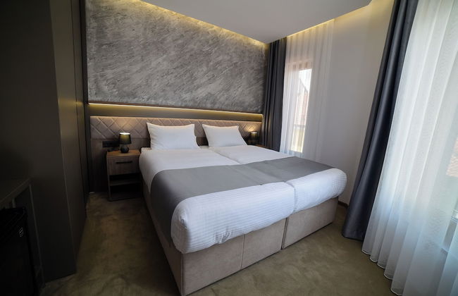 Lakeside Residence - Photo 23