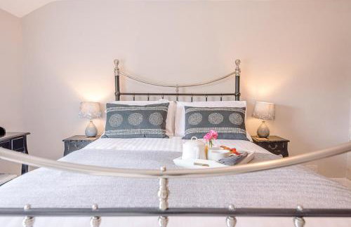 Coachman's Cottage, Wrentham - Photo 15