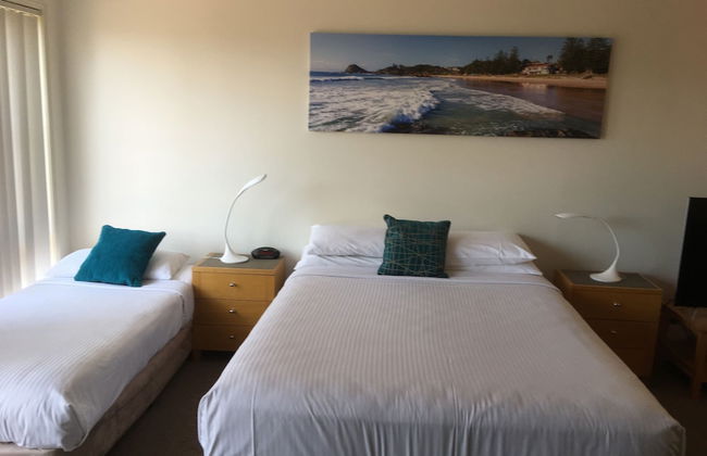 Town Beach Beachcomber Resort - Photo 4