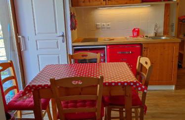 Les Arolles E23, classé 3 étoiles à Chamrousse 1700 - Foto 1