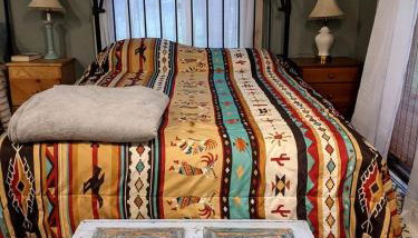 Secluded Rustic Cabin Rental Inside Manistee National Forest in Brethren, Michigan - Foto 5