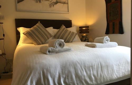 Holyrood Park Apartment - Photo 17