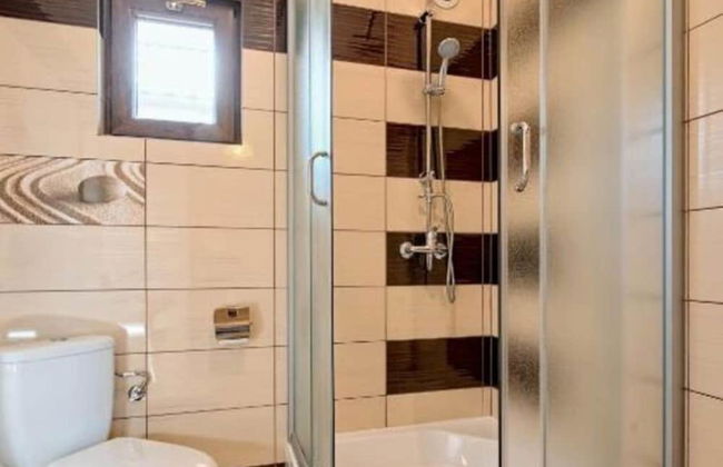 Comfortable Holiday Homes, Bobolin - Photo 8