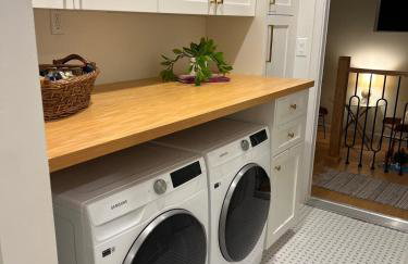 Quintessential SoCal indoor outdoor living with POOL - Foto 24