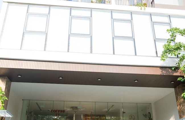 Ly Apartment - Photo 1