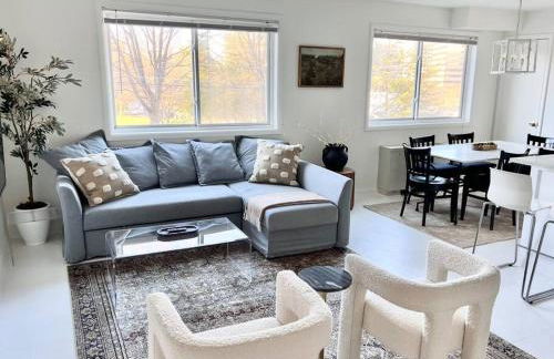 Crystal City Boutique Flats 2BR - Free Parking 2878 - Foto 2