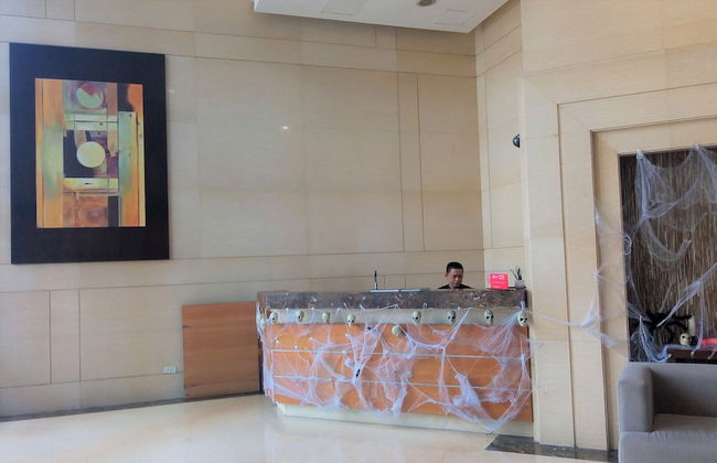 McKinley Park Residences near St Lukes - Foto 2