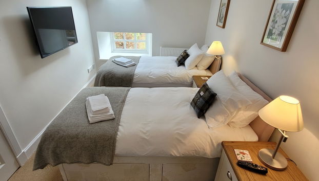 Finnich Cottages - Photo 2, Chambre