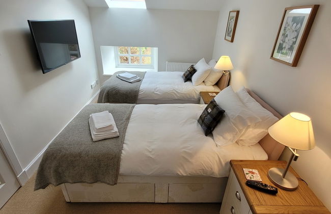 Finnich Cottages - Photo 2