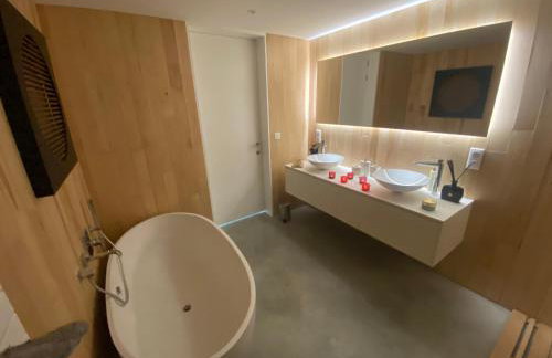 Élégant chalet contemporain - sauna - piscine -10p - Foto 44