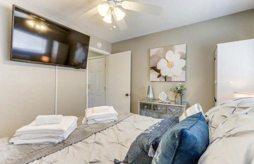 Pool Access and Lake View Osage Beach Condo! - Foto 18