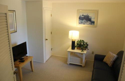 Exceptional New Seabury Mews Property - Photo 20