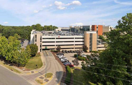 Luxe Living 5 Min From Downtown - Foto 26