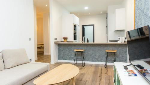 Moderno Apartamento LAUD3 - Nuevo/Familiar/Wifi/TV - Foto 2