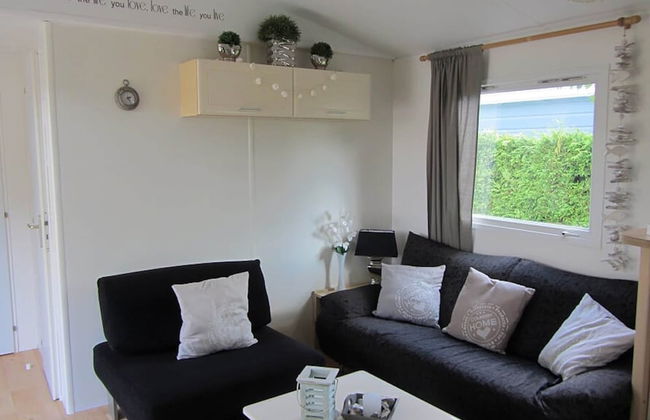 Captivating Chalet with Microwave near Wadden Sea - Foto 2