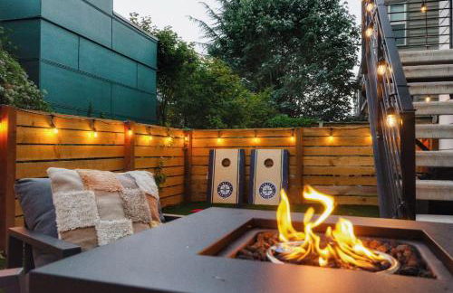 Travelers Dream, Walk to Space Needle, Firepit, cornhole - Foto 48