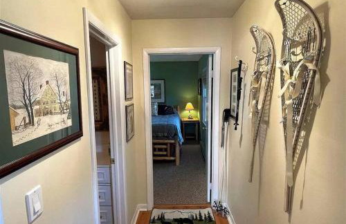 Close to skiing and hiking, walk to main street - Foto 4