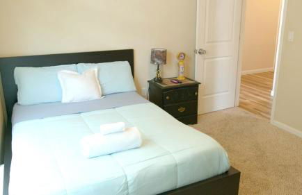 Stylish 3 Bedroom retreat near Downtown and Outlet - Foto 18