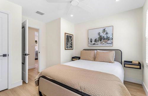 Madeira Beach House Fall Special! Private Heated Pool & Steps to Beach! - Photo 16