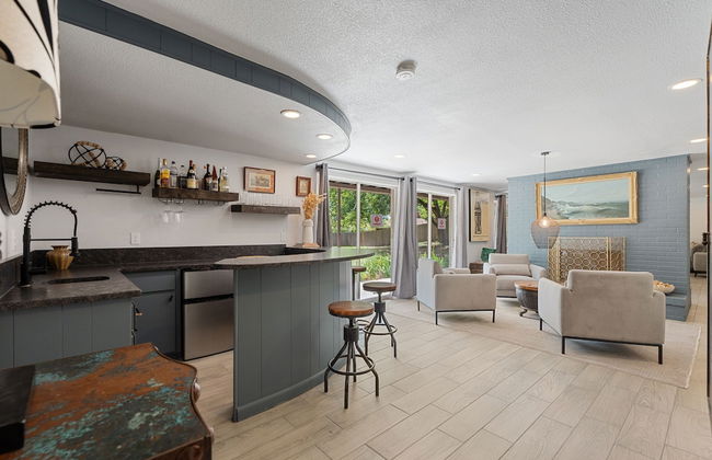 5BR Relaxation Haven Hot Tub Pool Table Fun M - Foto 31