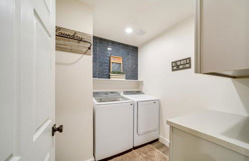 Fire Pit and Trail Access Spacious Happy Jack Cabin - Foto 21