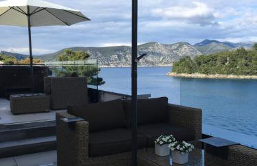 High View-A Seaside Villa With Huge Jacuzzi - Foto 1