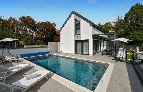 Amazing Home In Margecan With Wifi - Foto 1