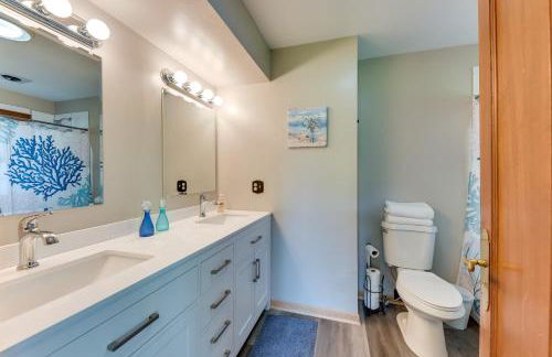 Pistakee Lake Estate with Boat Dock and Hot Tub! - Foto 11