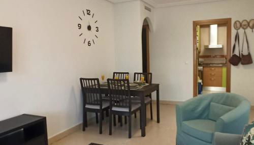 2 Bed Apt - Close To Beach - Pool - Balcony - Foto 5