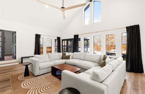 10 Min 2 Downtown, Heated Pool, Hot Tub, Putt Putt - Foto 24