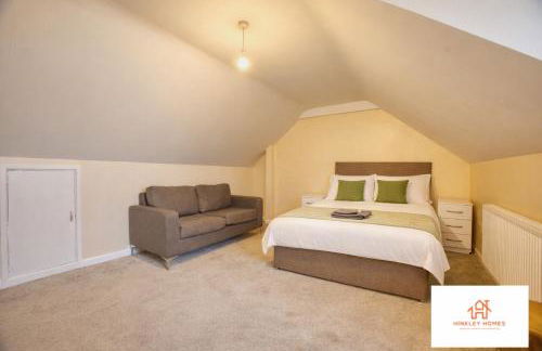 2 BR sleeps 4 - Huge communal space - Long stays welcome - Close to Hinkley - Free private parking - Foto 7