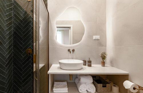 Adam and Cupid - Foto 6