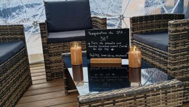 Love room avec Spa privatif "la Courtisane" - Sofa Tantra, terasse, salon d'hiver sous dôme transparent chauffé - love-room-alsace-67 - Foto 3