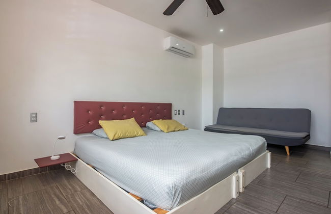 IRIS Studios & Apartments - Photo 11