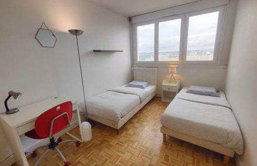 5 mn (450 m) walk Metro/La Defense/Netflix/Parking - Foto 3