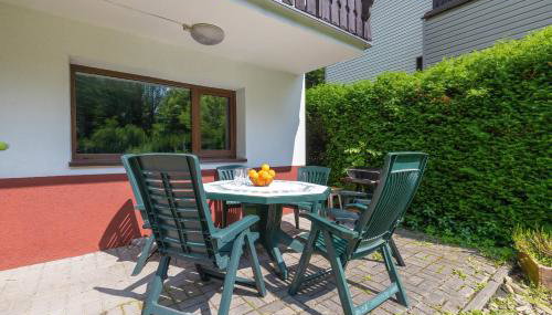 Przytulne Apartamenty w Klimatycznym Domu nad Białką w Otoczeniu Górskich Krajobrazów by Noclegi Renters - Foto 5, Garden