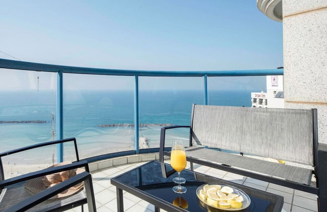 Luxurious 90sqm 2BR Beach Front - Foto 21