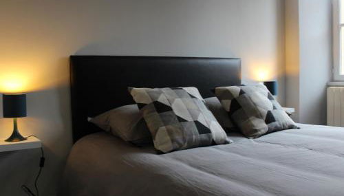 Appartement Central à Briey : 2 Ch, Cuisine équipée, Proche Commerces et Activités - FR-1-584-105 - Foto 4