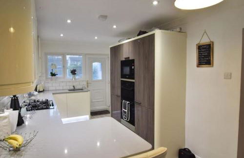 Mikes at Menai - Stylish & Spacious 3 bed house in Menai Bridge. - Foto 18