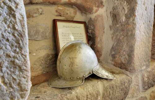 Derbyshire Chapel for 6 at Harthill Hall private hot tub 8am - 10pm plus private daily use of indoor pool and sauna 1 hour - Photo 21