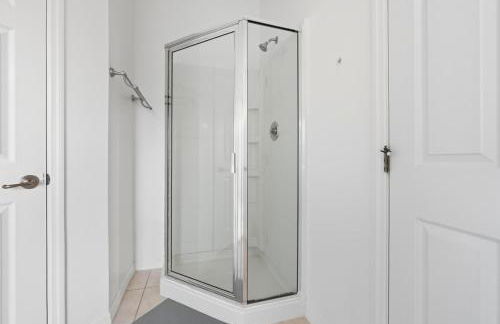 Pond View Club Cortile Resort Pool Hot Tub Theme - Foto 18