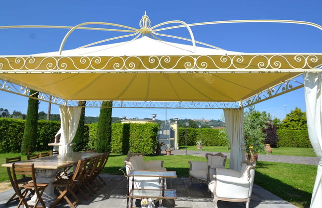 Villa in Montecarlo With Pool and Scenic Views - Foto 14