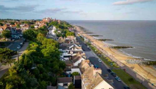 Beautiful Spacious Beach Home Newly Renovated - Foto 5