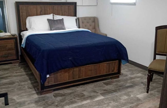 Toronto Furnished Living- Niagara Falls - Photo 5